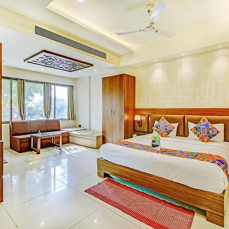 แฟ็บโฮเต็ล ลา เพิร์ล Hotel โบปาล ภายนอก รูปภาพ