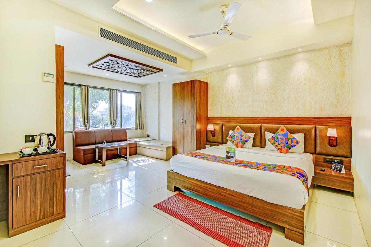 แฟ็บโฮเต็ล ลา เพิร์ล Hotel โบปาล ภายนอก รูปภาพ