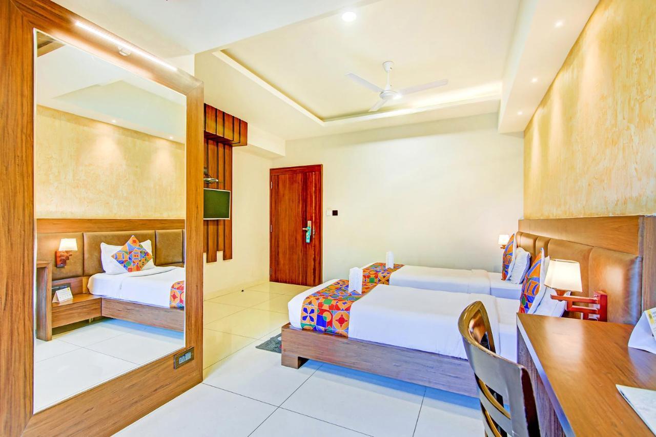 แฟ็บโฮเต็ล ลา เพิร์ล Hotel โบปาล ภายนอก รูปภาพ